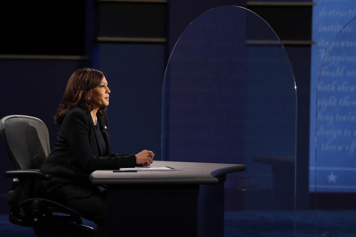 Harris, prenderei vaccino se me lo consiglia Fauci,non Trump