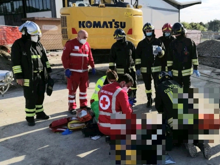 Incidenti lavoro: frana terreno, muore operaio a Padova