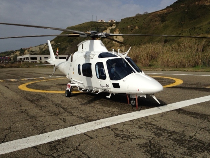 Incidenti lavoro:gru tocca fili alta tensione,un morto