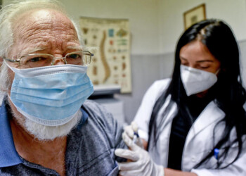 Influenza: in 10 regioni più vaccini, campagne anticipate