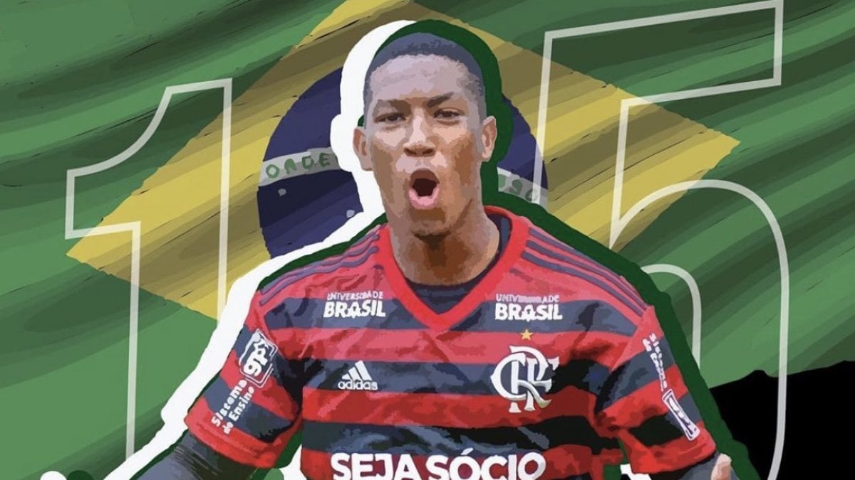 L’Unione Sovietica rinasce nel calcio: il Lada Togliatti ingaggia Marx Lenin