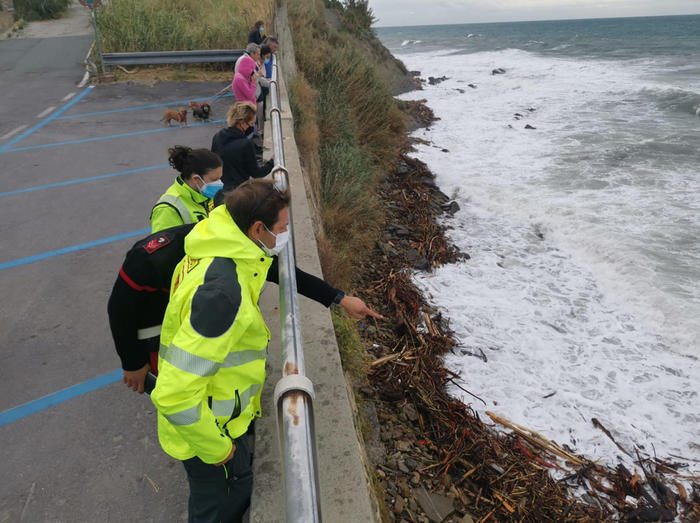 Maltempo: sesto cadavere avvistato in Liguria. Gualtieri: “Investimenti sul dissesto idrogeologico”