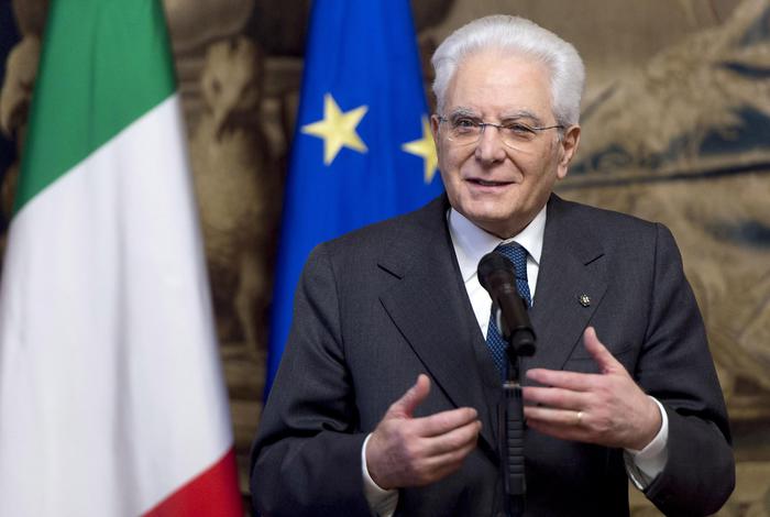 Mattarella: ‘Crisi profonda, il risparmio aiuti la ripartenza’