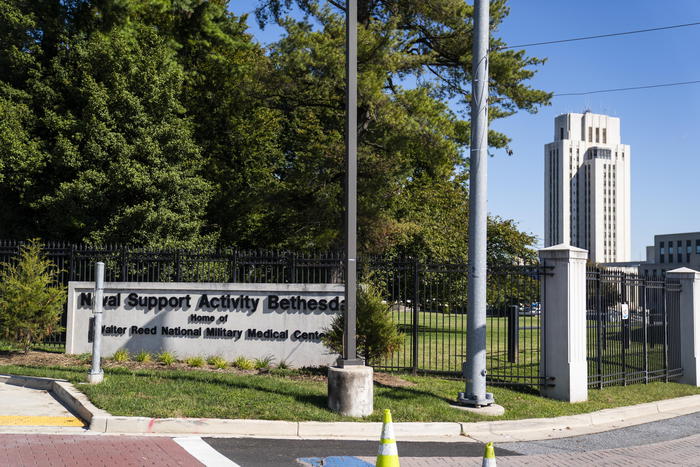 Medico Trump, non necessita ossigeno, curato con antivirale