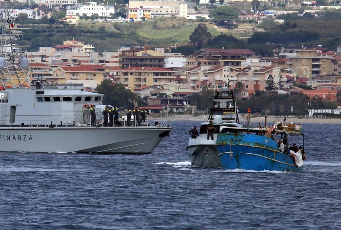 Migranti:sbarco a Reggio Calabria, arrivati in 67