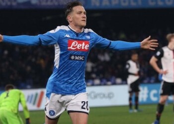 Napoli, sospiro di sollievo: tutti negativi i tamponi, con la Juve si gioca