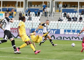 Parma-Verona 1-0, a Kurtic bastano 25” per regalare la prima vittoria ai ducali