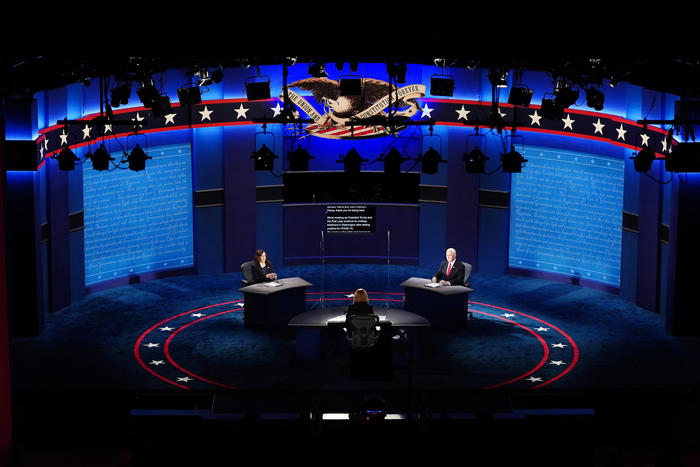 Pence, Trump ha messo salute americani al primo posto