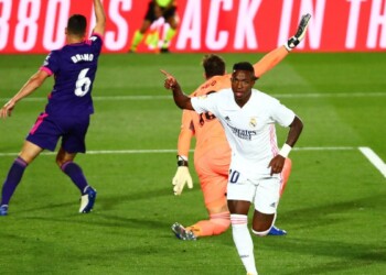 Spagna, il Real Madrid vince e sale in testa, Atletico bloccato sul pari
