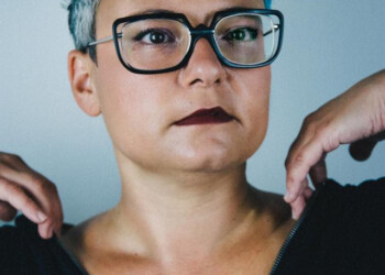 VEA: “Le quattro mura di turno” è il singolo della cantautrice torinese estratto dall’album di prossima uscita per Metatron