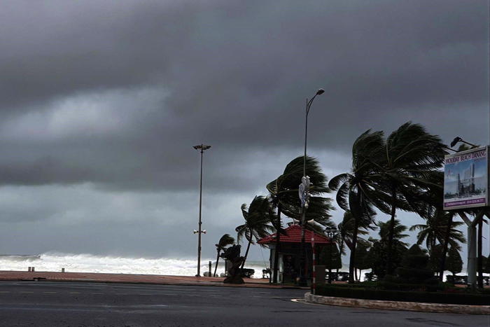 Vietnam: tifone Molave, due morti e 26 dispersi