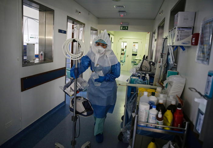 Zaia, stiamo preparando i 10 Covid center