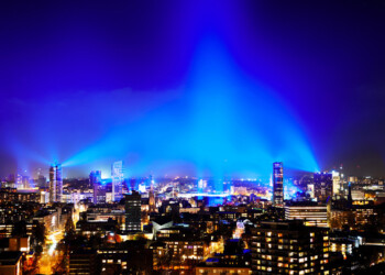 Il festival annuale della luce “GLOW Light Festival” a Eindhoven” nei Paesi Bassi invia quest’anno un messaggio di speranza al mondo