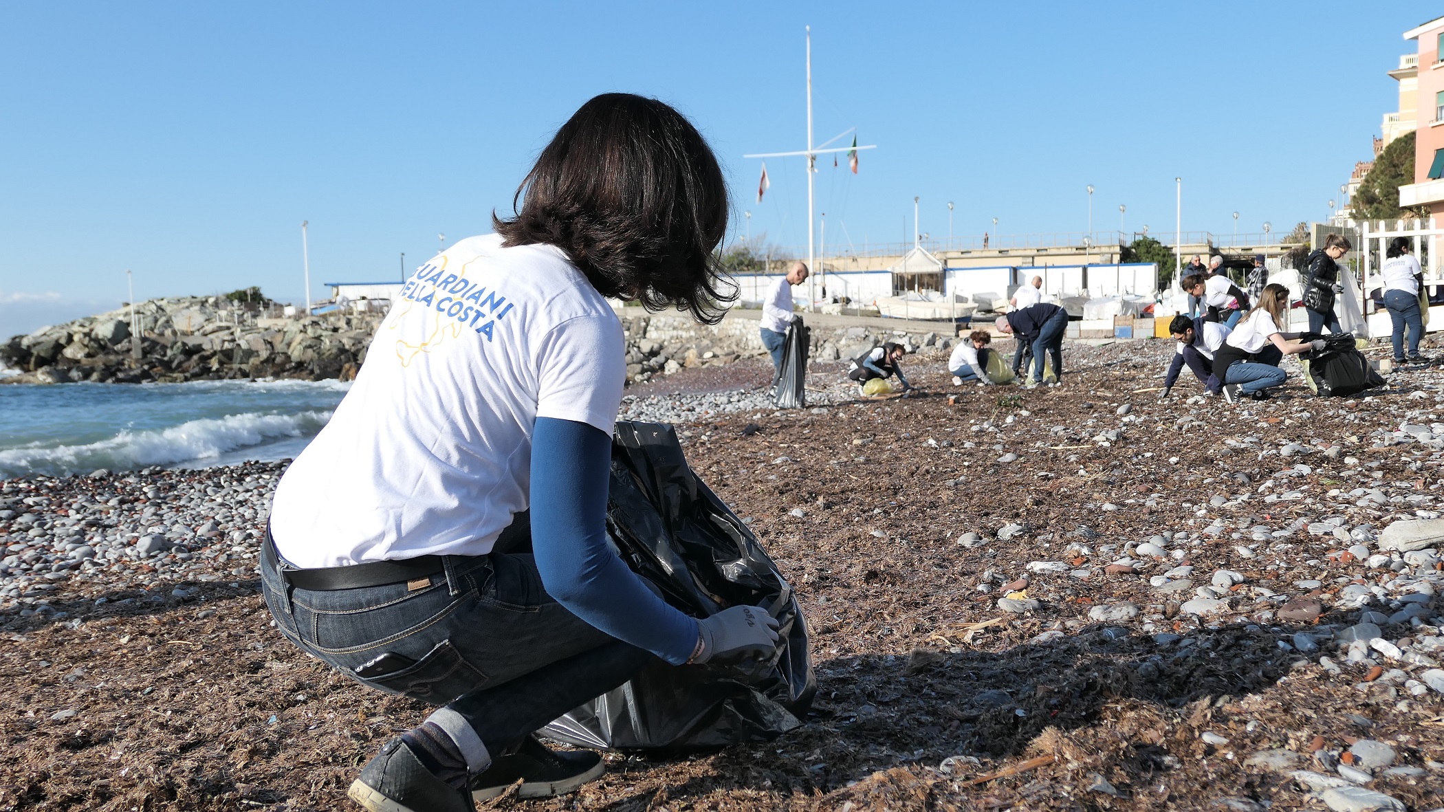 LE NUOVE GENERAZIONI IN PRIMA LINEA CONTRO L’INQUINAMENTO DELLE COSTE E DEL MARE CAUSATO DA DISPOSITIVI DI PROTEZIONE ANTI-COVID: AL VIA LA NUOVA EDIZIONE DI GUARDIANI DELLA COSTA