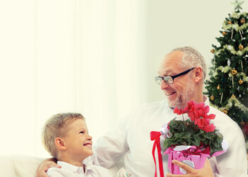 Un regalo solidale per il NATALE 2020: grazie all’Associazione Italiana Ricerca Alzheimer Onlus