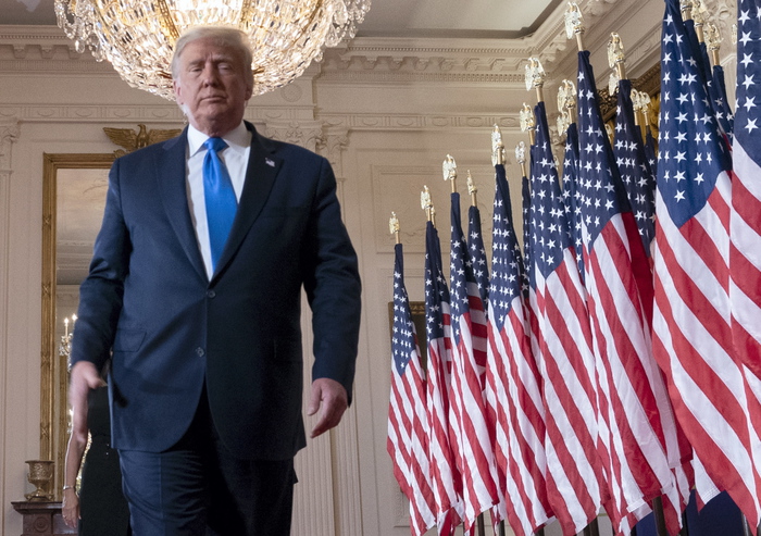 Anche Facebook segnala post di Trump sulla ‘vittoria’