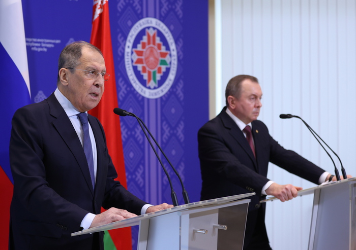 Bielorussia: Lavrov, grossolane interferenze dall’Occidente