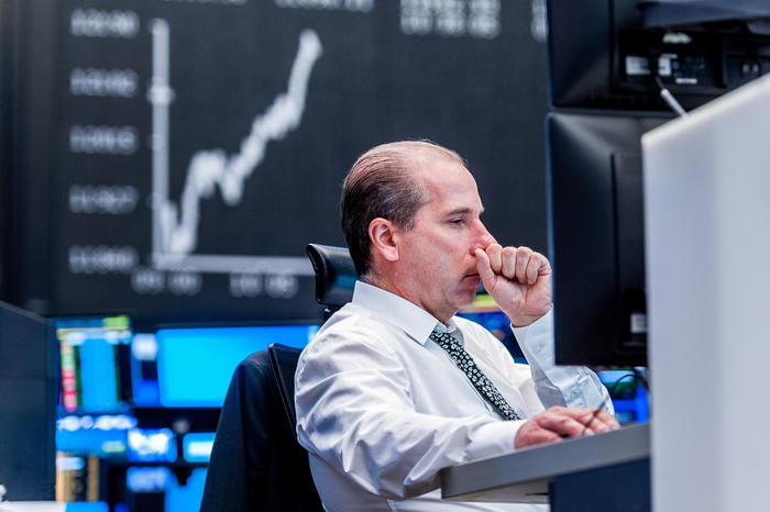 Borsa. Europa si muove cauta, Milano +0,28%