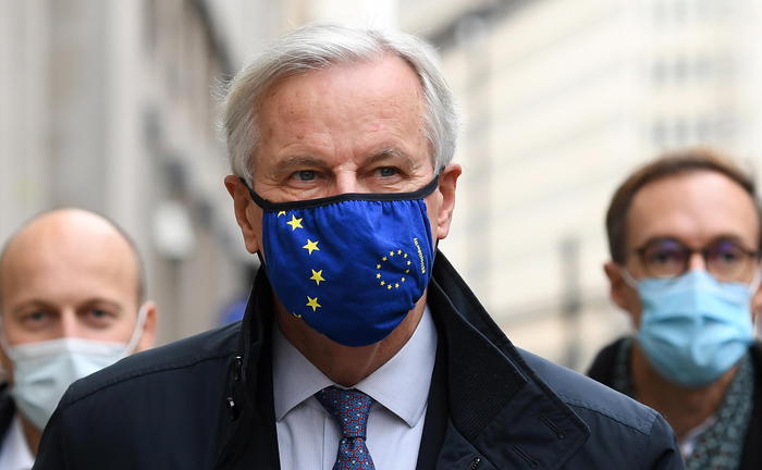 Brexit: Barnier sarà a Londra, restano forti divergenze