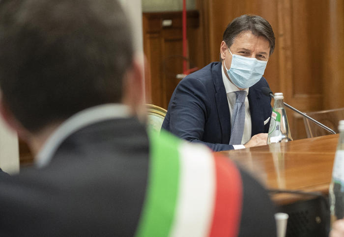 Cdm su dl Ristori ter slittato a stasera, misure per 1,4 miliardi