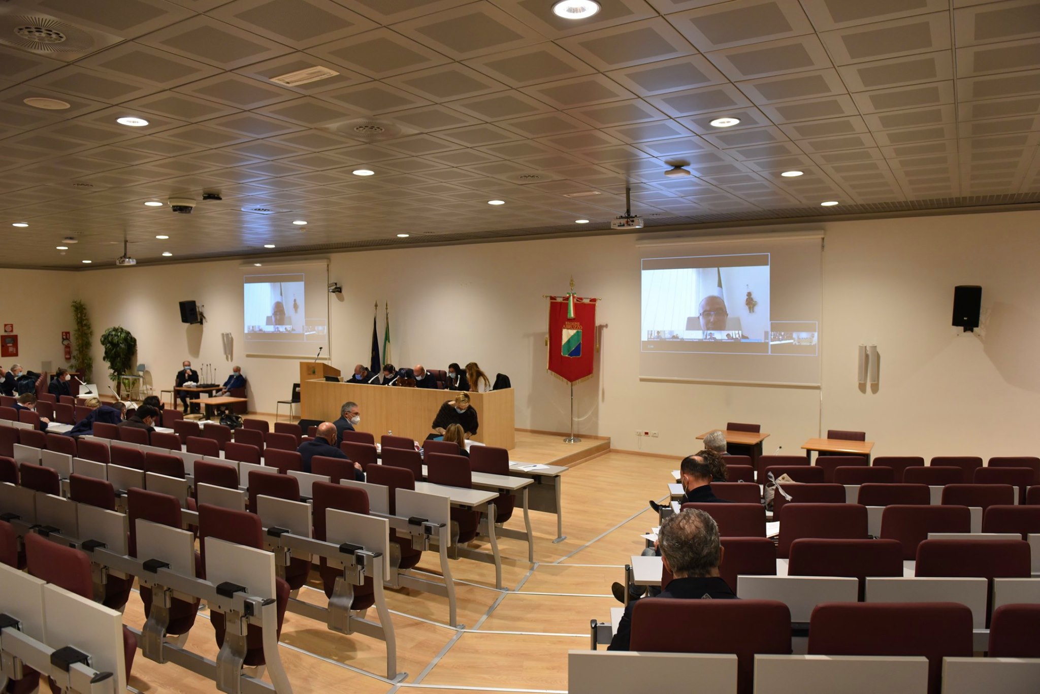 CONTRIBUTI COMPARTO SCIISTICO REGIONALE: LA COMMISSIONE SVILUPPO ECONOMICO INCONTRA I SINDACI E GLI ENTI DEL SETTORE