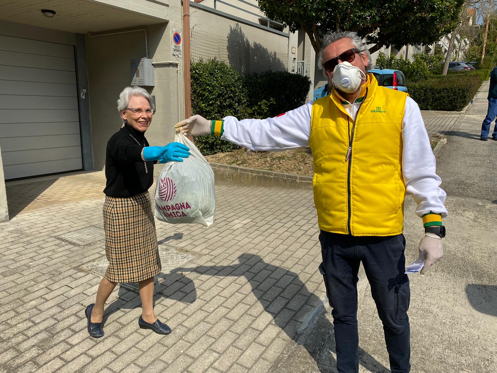 Coldiretti Marche, tornano il cibo marchigiano: i numeri per provincia di mercati aperte e consegne a domicilio degli agricoltori di Campagna Amica