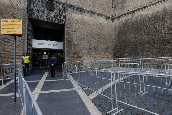 Covid, chiusi i Musei Vaticani e le Ville Pontificie