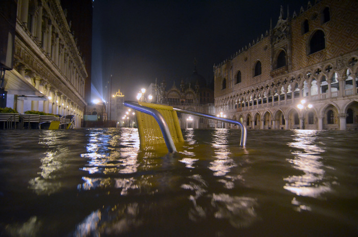 Covid: Venezia; grido allarme, ‘il commercio muore’