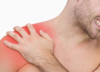 Dolore alle spalle durante la corsa, ci sono 9 cause. Risolvi il problema