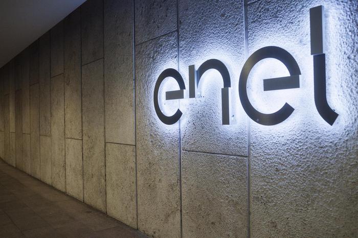 Enel:risultato netto 9 mesi 2,9 mld,utile ordinario +9%