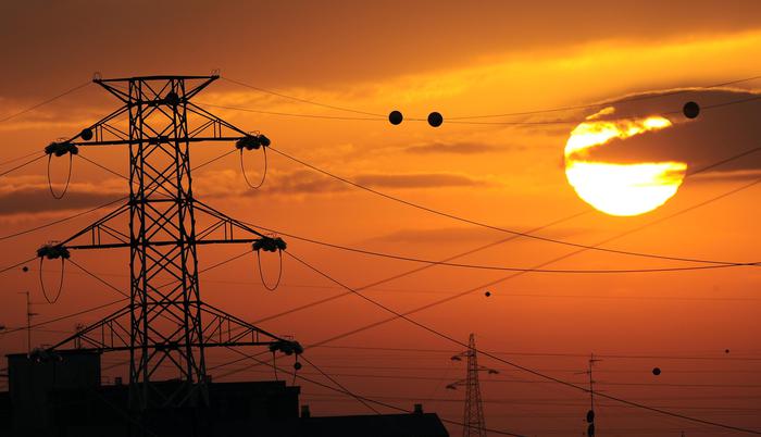 Energia: utili in calo per società in 2019, pesa transizione