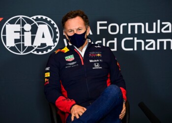 F1 Red Bull, Horner: “Tante ipotesi per i motori ma risposte rapide”