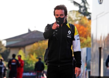 F1 Renault, Alonso: “Se voglio vincere mi devo allenare”