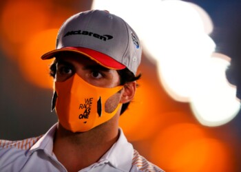 F1, Sainz: “Test con una Ferrari di due anni fa? Possibile”