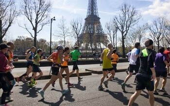 Francia, una petizione per revocare le limitazioni sportive