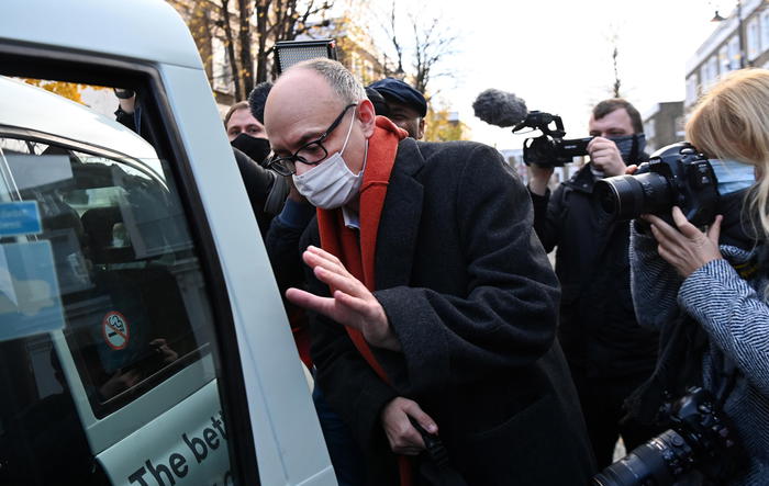 Gb: faida a Downing St., guru Cummings via a Natale