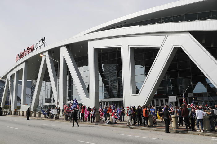 Georgia e Michigan respingono azioni legali di Trump