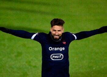 Giroud, l’agente: “Se non cambiano le cose ce ne andremo”. Inter in attesa