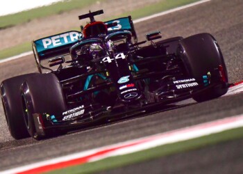 GP Bahrain: Hamilton super anche nelle FP2, Ferrari fuori dalla Top Ten