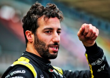 GP Bahrain, Ricciardo: “Finalmente corriamo al caldo”