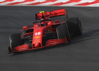 GP Turchia: Red Bull dominano la prima sessione di libere, terzo Leclerc
