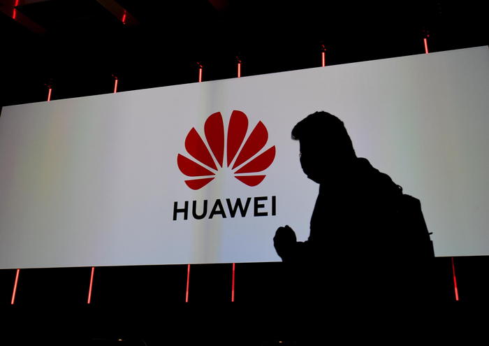 Huawei vende marchio Honor, difficoltà dopo bando Usa