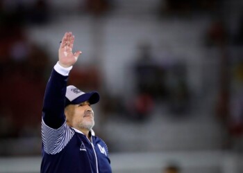 Hugo Maradona: “Diego si sta riprendendo. L’intervento è stato difficile”