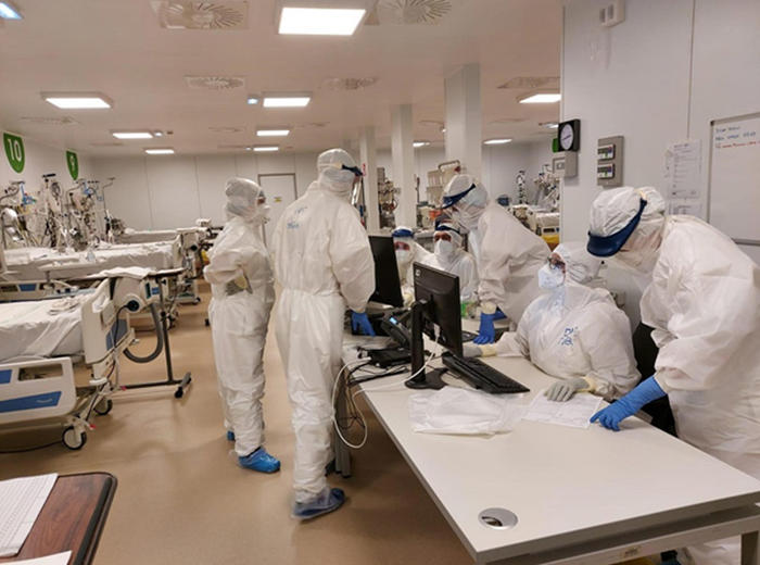 In Lombardia risalgono i contagi, +187 morti