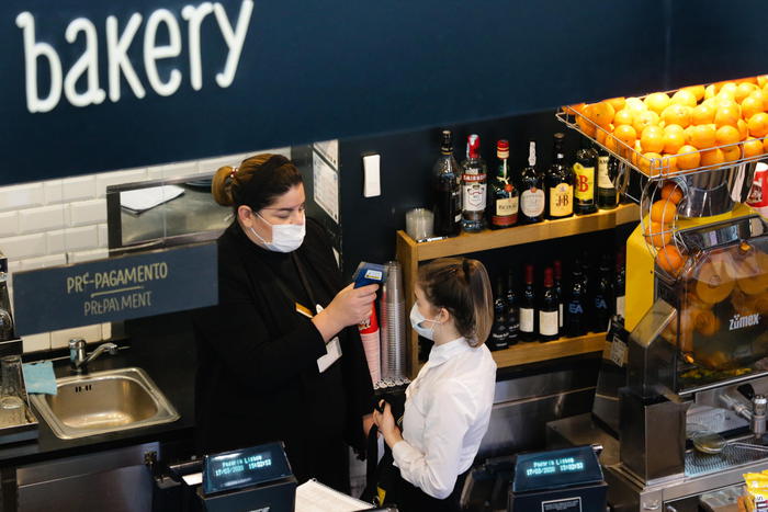 In Portogallo scattano lo stato d’emergenza e il coprifuoco