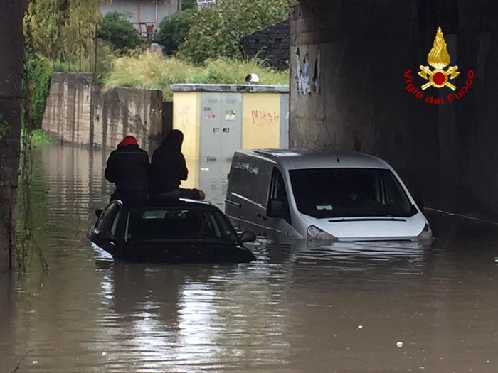 Maltempo: Protezione Civile, allerta rossa in Sardegna