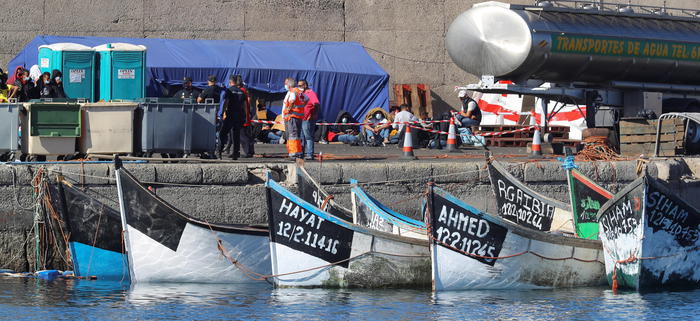 Migranti: Spagna, record 1.600 arrivi alle Canarie in 48 ore