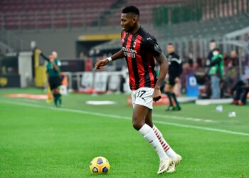 Milan, Leao si gode la vittoria: “Primi in classifica, grazie ragazzi”