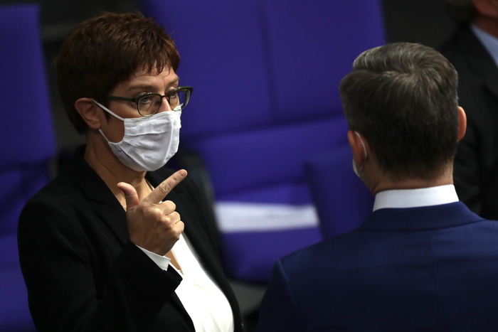 Ministra difesa tedesca Karrenbauer in quarantena