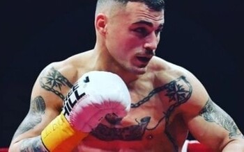 Mondiale IBO, Magnesi in cerca del titolo Superpiuma